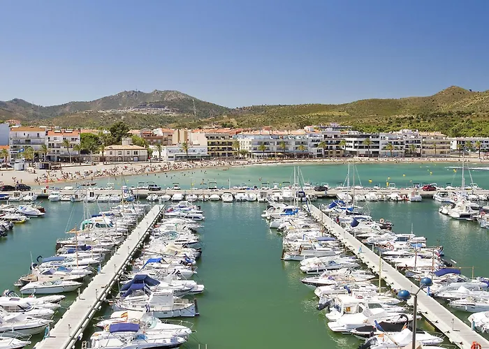 Graciosa Rojo By Interhome Apartment Llanca